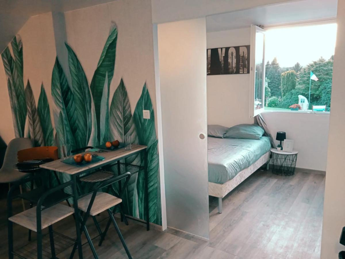 Cosy Et Moderne Centre Ville Gourin Екстериор снимка